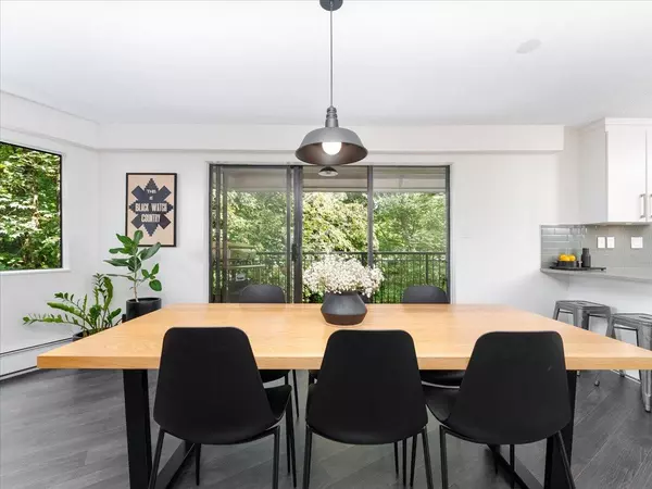 North Vancouver, BC V7J 3K9,1385 Draycott RD #304