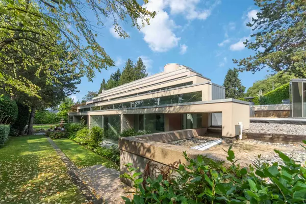 Vancouver, BC V6P 1T9,1919 W 57th AVE