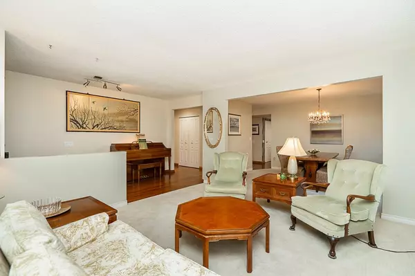 Delta, BC V4E 2X3,11943 Briarwood PL