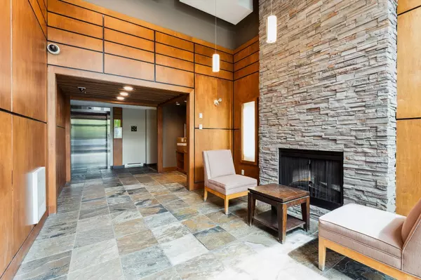 Burnaby, BC V5C 0A7,4723 Dawson ST #410