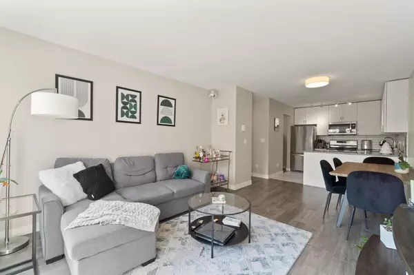 Coquitlam, BC V3K 6S5,450 Bromley ST #402