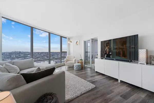 Vancouver, BC V6Z 3A9,1408 Strathmore Mews #3107