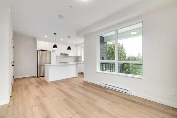 Langley, BC V2Y 3W9,8117 200a ST #522