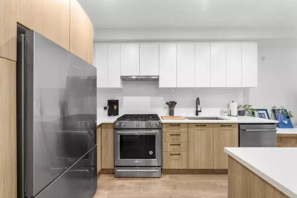 Coquitlam, BC V3J 0K4,708 Lea AVE #214