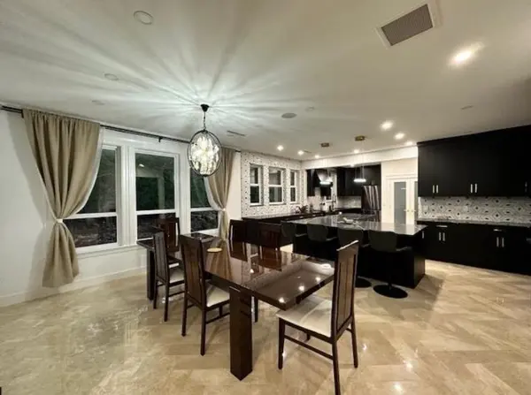 Roberts Creek, BC V0N 2W2,1102 Largo RD