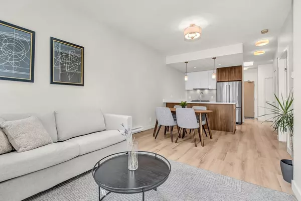 Burnaby, BC V5C 0J8,2188 Madison AVE #603