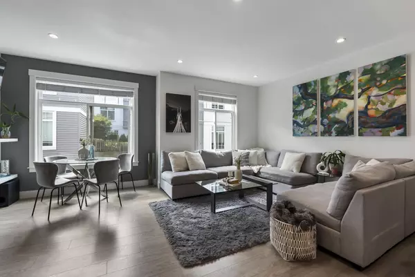 Surrey, BC V3R 0E3,11267 133 ST #10