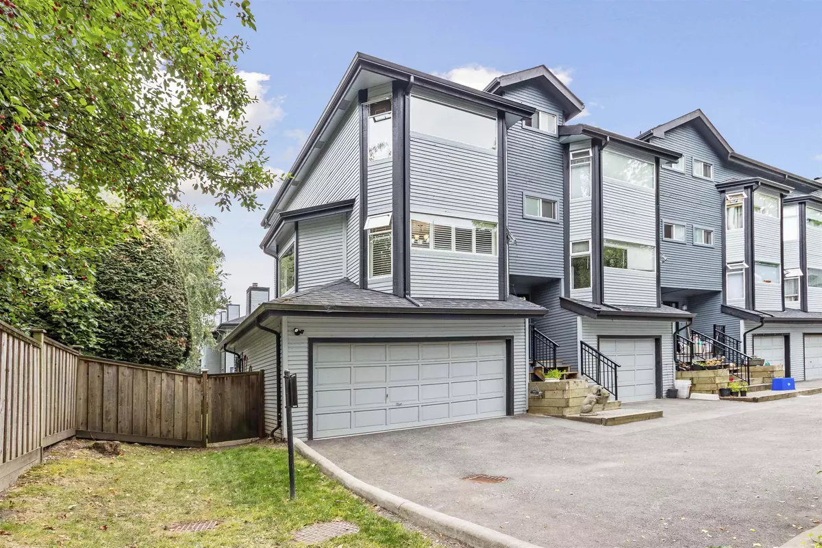 Coquitlam, BC V3E 2H1,1195 Falcon DR #64