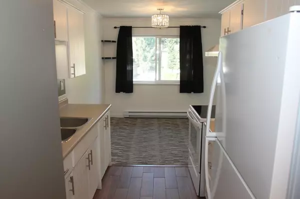 Abbotsford, BC V2S 6E8,33664 Marshall RD #301