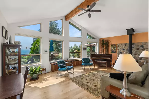 Gibsons, BC V0N 1V3,1372 Gower Point RD