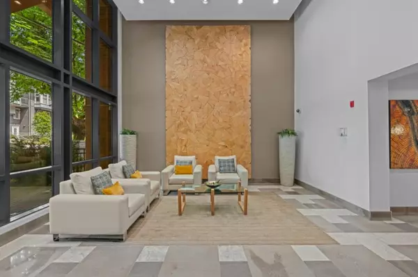 North Vancouver, BC V7M 0B4,119 W 22nd ST #507