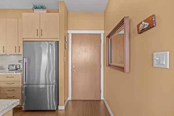 North Vancouver, BC V7M 0B4,119 W 22nd ST #507