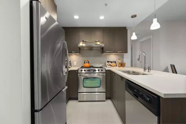Richmond, BC V6Y 0E2,8333 Anderson RD #607