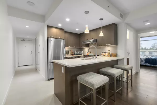 Richmond, BC V6Y 0E2,8333 Anderson RD #607