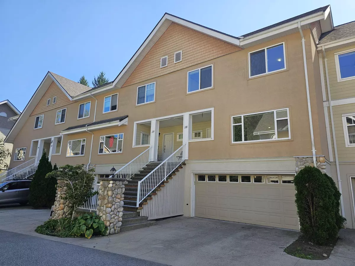 Squamish, BC V8B 0E7,1200 Edgewater DR #18