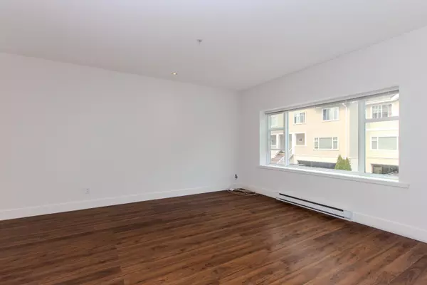 Squamish, BC V8B 0E7,1200 Edgewater DR #18