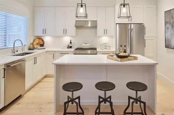 Surrey, BC V4N 6S5,8425 Venture WAY #3