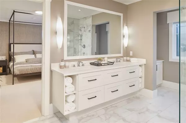 Surrey, BC V4N 6S5,8425 Venture WAY #3