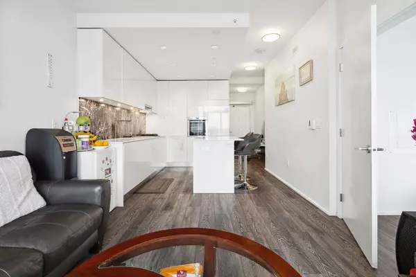 Burnaby, BC V5C 0K6,1955 Alpha WAY #1508