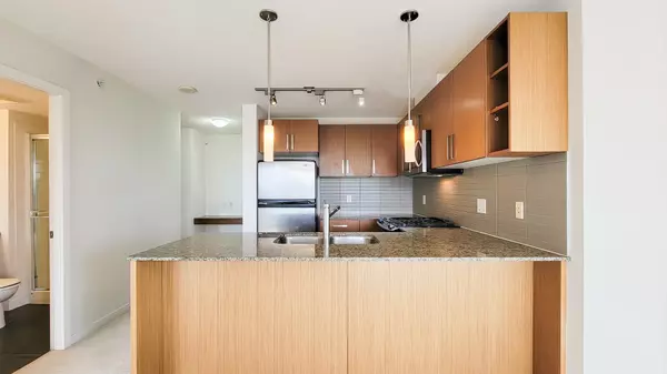 Burnaby, BC V3J 0A5,9868 Cameron ST #1708