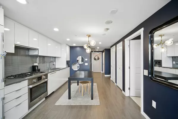 Richmond, BC V6X 0P5,3331 Brown RD #1602