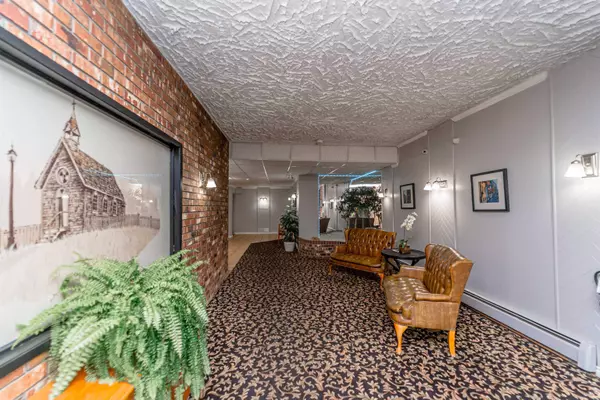 Abbotsford, BC V2T 2H2,32040 Tims AVE #210