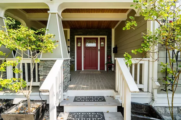 New Westminster, BC V3M 4P5,809 Fourteenth ST