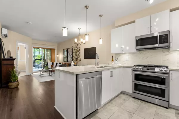 Langley, BC V2Y 3P8,20376 86 AVE #210