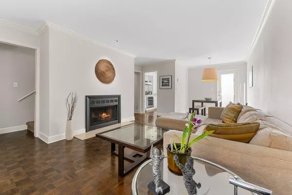 Vancouver, BC V6H 1B8,1363 W 7th AVE