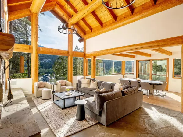 Whistler, BC V8E 0V4,3231 Peak DR