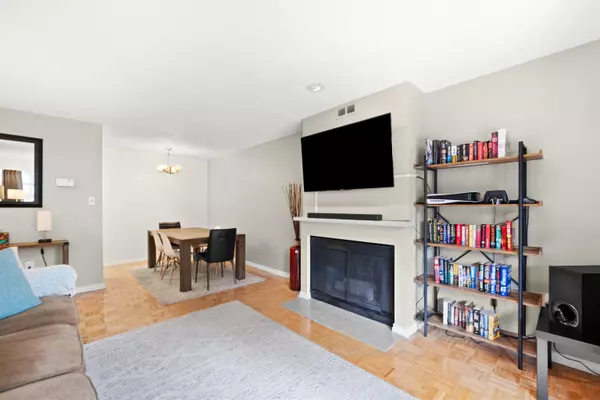 New Westminster, BC V3M 2R3,708 Eighth AVE #102