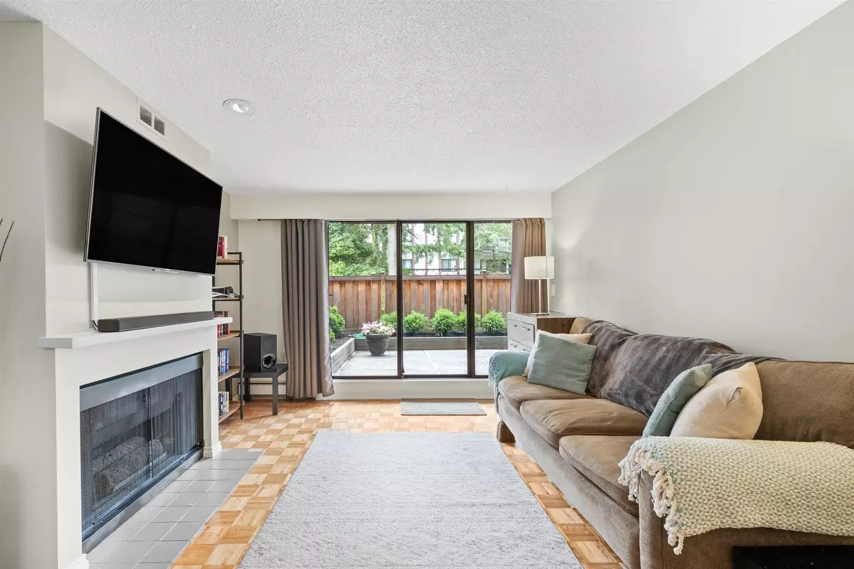 New Westminster, BC V3M 2R3,708 Eighth AVE #102