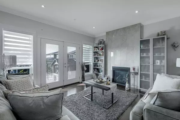 Maple Ridge, BC V2W 0H1,10154 247 ST