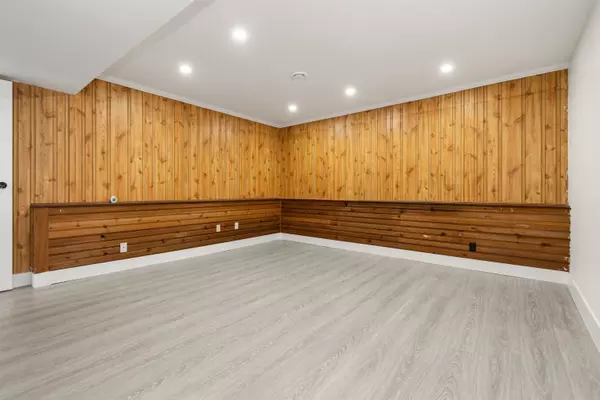 Abbotsford, BC V2S 6R3,32870 Bevan WAY #15