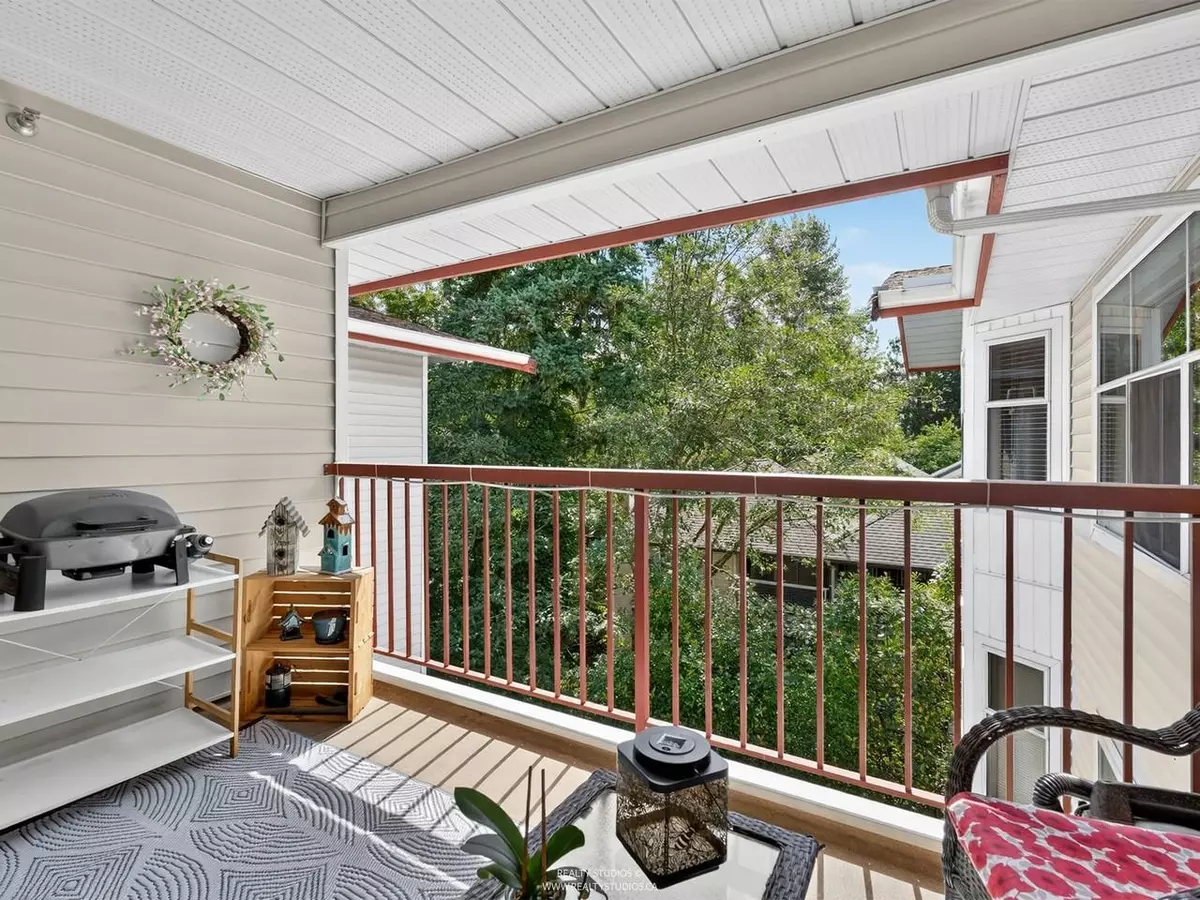 Langley, BC V3A 1M8,5776 200 ST #308