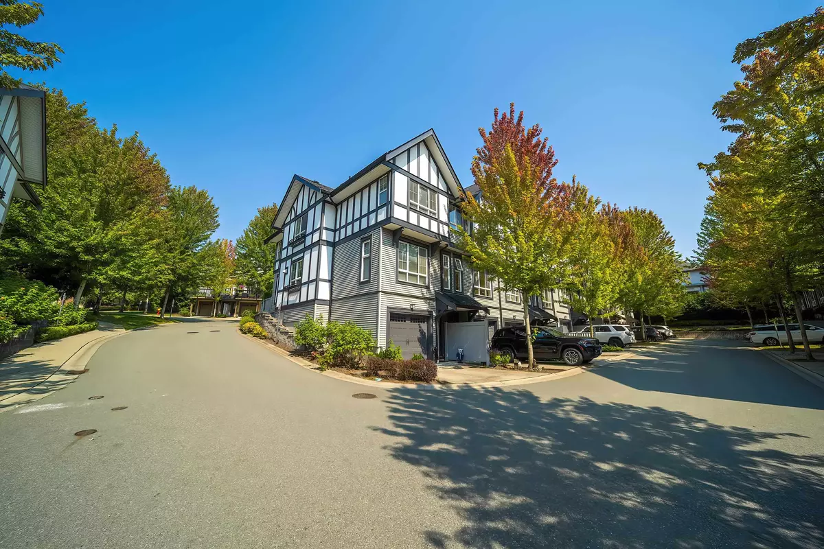 Coquitlam, BC V3E 0J2,1338 Hames CRES #11