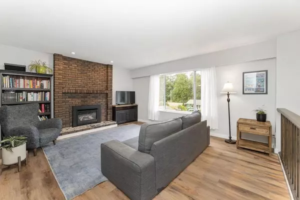 Gibsons, BC V0N 1V4,1020 Fircrest RD