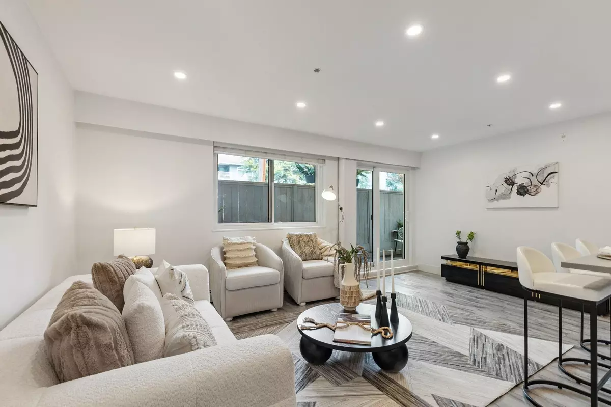 Port Coquitlam, BC V3B 1J5,2036 Coquitlam AVE #101