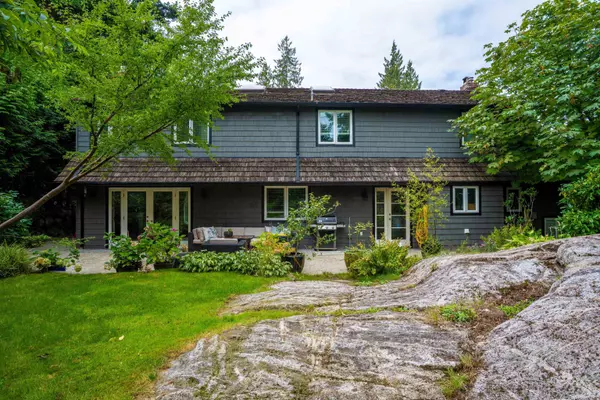 West Vancouver, BC V7V 3J2,3760 Bayridge AVE