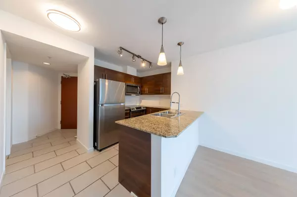 New Westminster, BC V3M 1J9,814 Royal AVE #1205