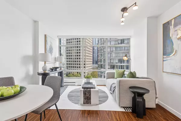 Vancouver, BC V6E 4N5,1288 Alberni ST #901