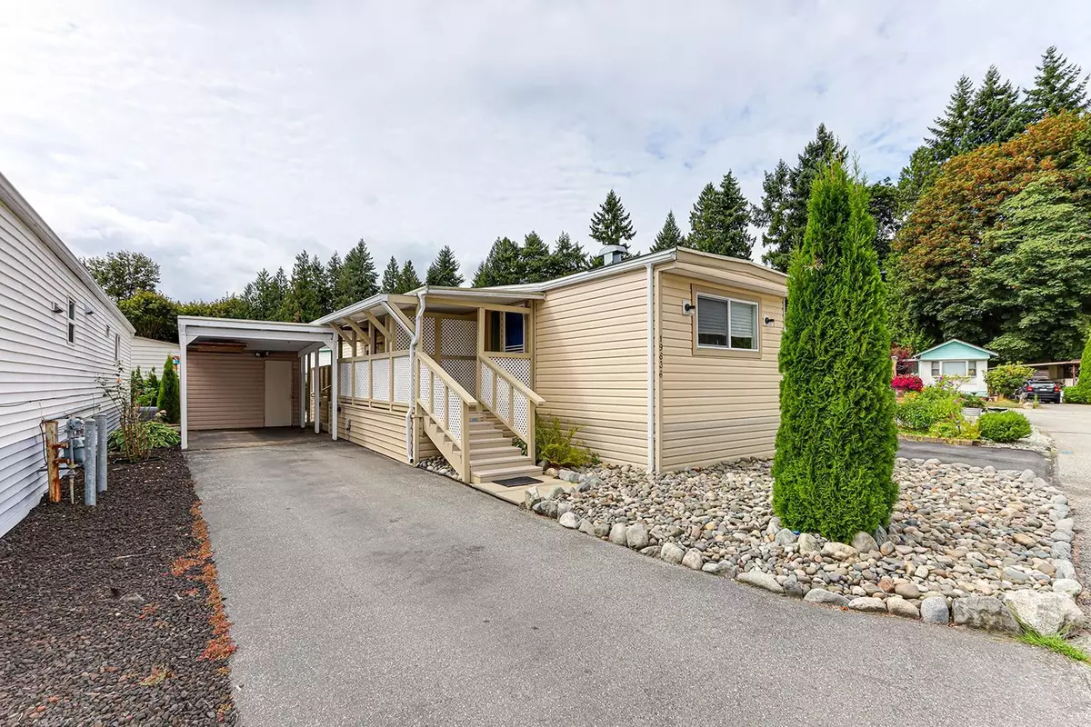 Pitt Meadows, BC V3Y 1Z3,19636 Pinetree LN