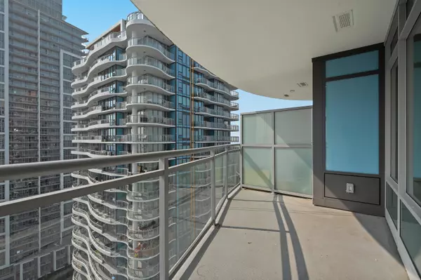 Surrey, BC V3T 0R2,13318 104 AVE #2106