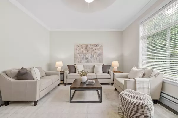 Surrey, BC V3R 7C6,123 15399 Guildford DR
