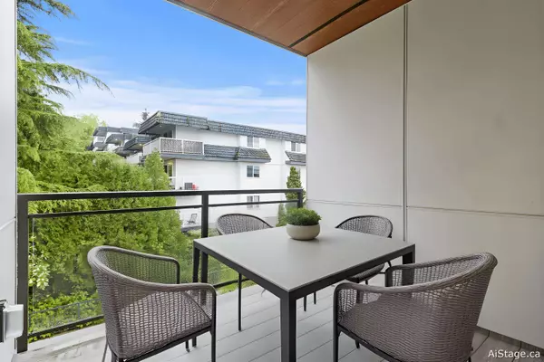 Burnaby, BC V5B 1R2,5535 Hastings ST #410