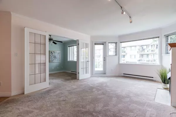 Surrey, BC V4A 1P8,13965 16 AVE #208