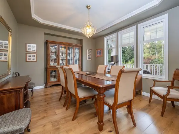 Surrey, BC V4P 9W7,12851 25 AVE