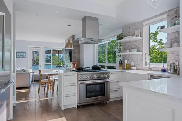3101 E Kent Avenue North, Vancouver, BC V5S 4Y1