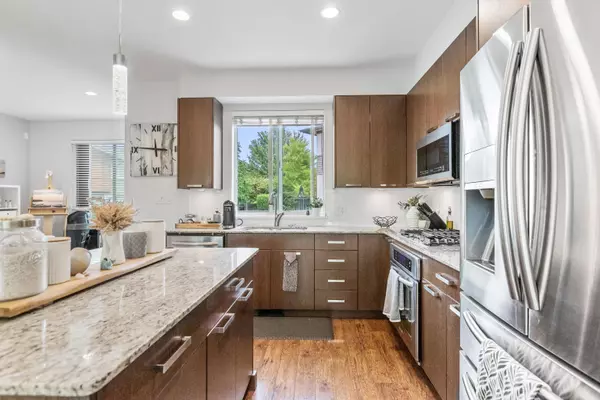 34248 King RD #9,  Abbotsford,  BC V2S 0B1