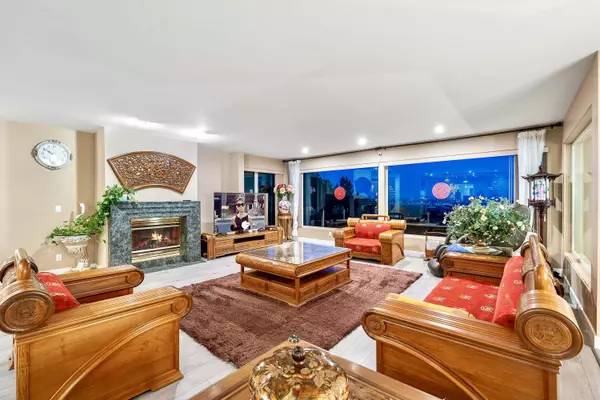 West Vancouver, BC V7S 2A9,848 Eyremount DR